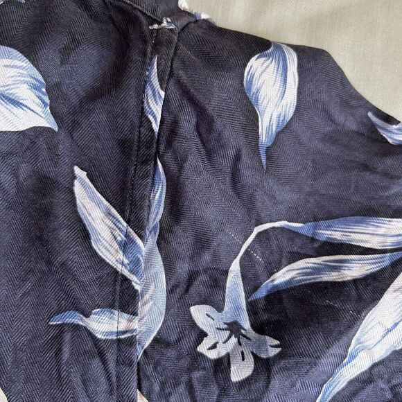 Jos. A. Bank XL Navy Blue Hawaiian Short Sleeve Button Front Shirt Tropical Silk - Picture 10 of 12